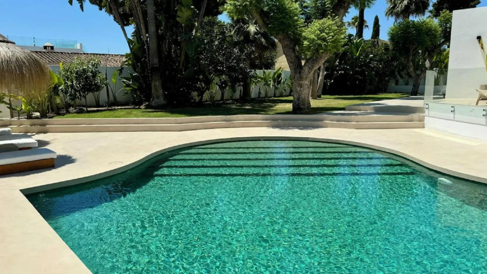 Unula Puerto Banus Apartment Marbella